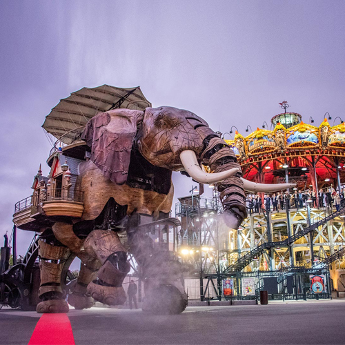 L'éléphant des machines de l'île